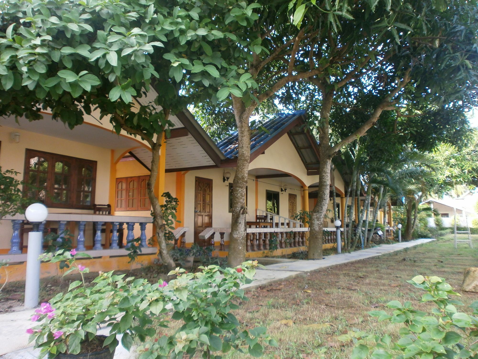 Lanta Together Koh Lanta Bagian luar foto